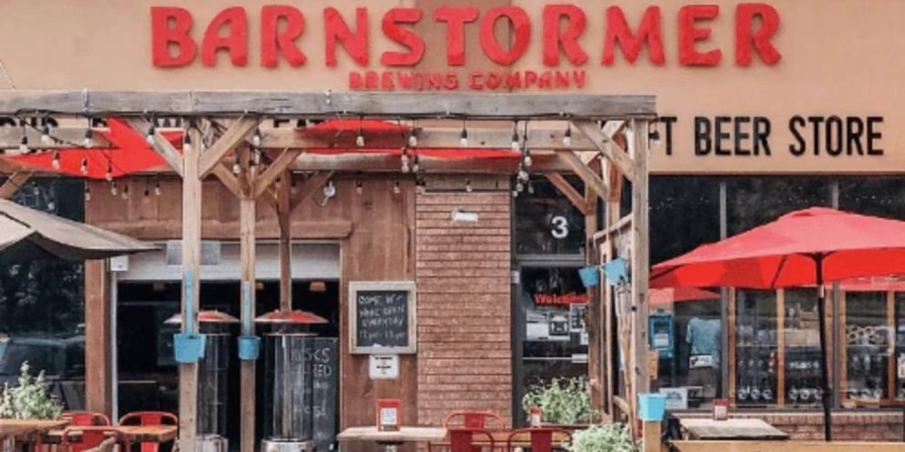 Front entrance of Barnstormer Brewing & Distilling Co. in Barrie