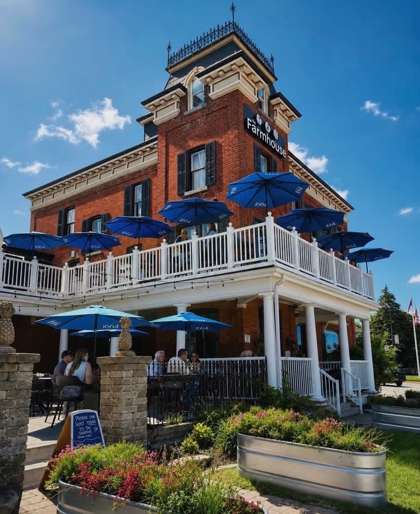 Front entrance of The Farmhouse Restaurant in Barrie